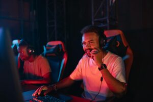 Professional gaming setup with microphone for streaming and commentary