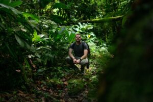 Donkey Kong Bananza’s World Map Design Is Quietly Burning Out Explorers A dense jungle environment representing layered exploration design in video games
